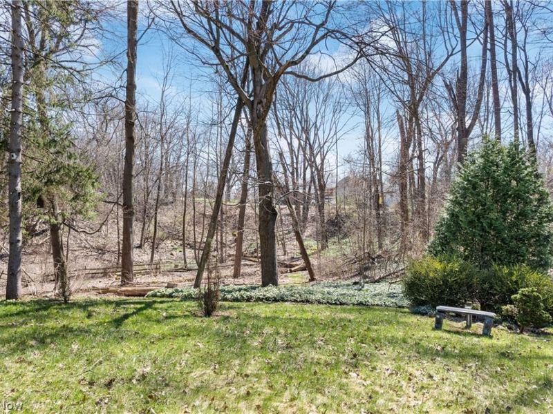 3586 Leafland Street NW, Uniontown, OH 44685 Photo 31