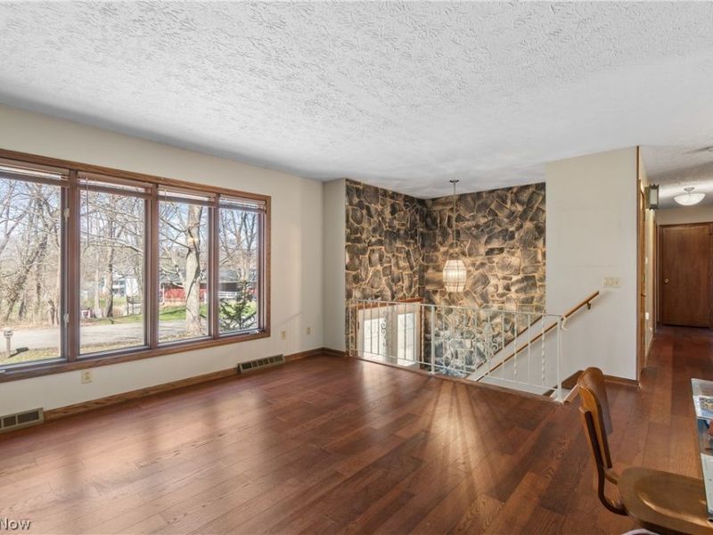 3586 Leafland Street NW, Uniontown, OH 44685 Photo 6