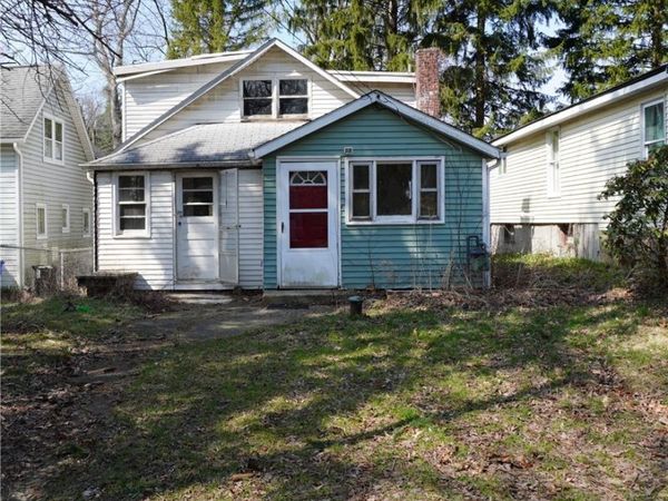 2147 Rankin Drive, Ravenna, OH 44266