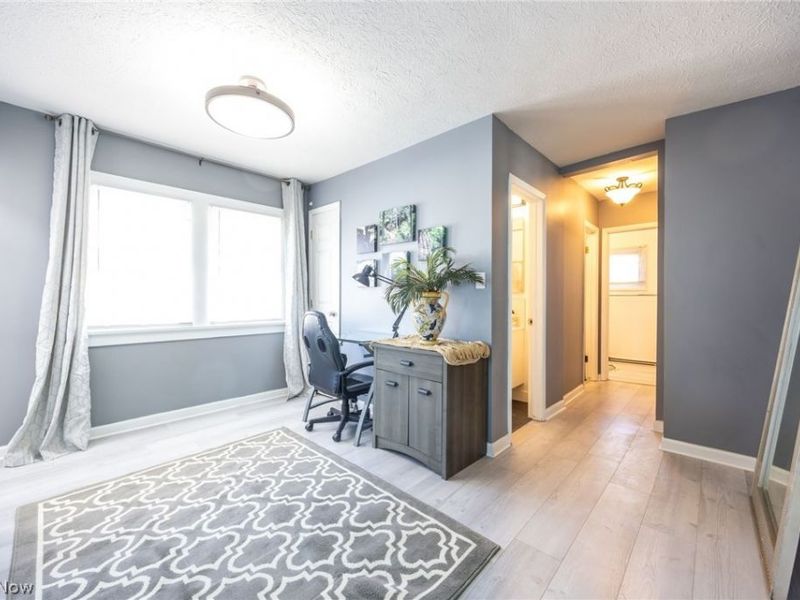 6502 Farnsworth Drive, Parma, OH 44129 Photo 17