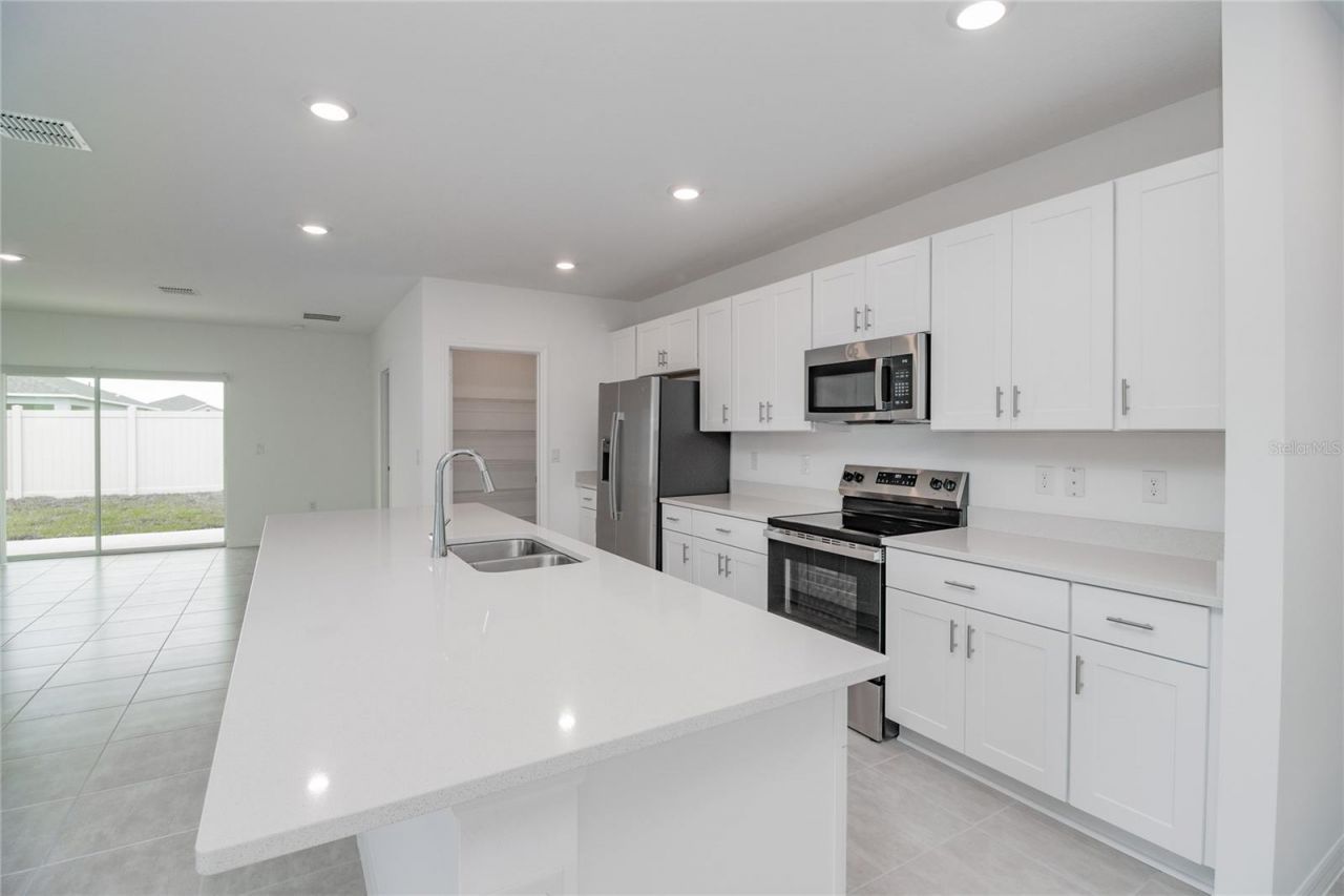 2454 Slippery Rock Street , Auburndale, FL 33823 Photo