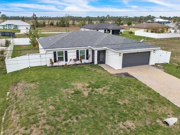 2816 NW 8TH PLACE , CAPE CORAL, FL 33993