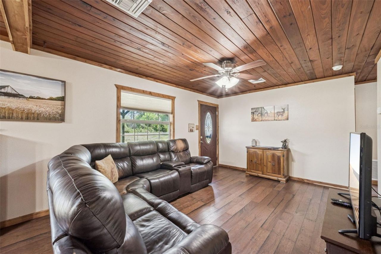 2201 Sr 50, Webster, FL 33597 Photo