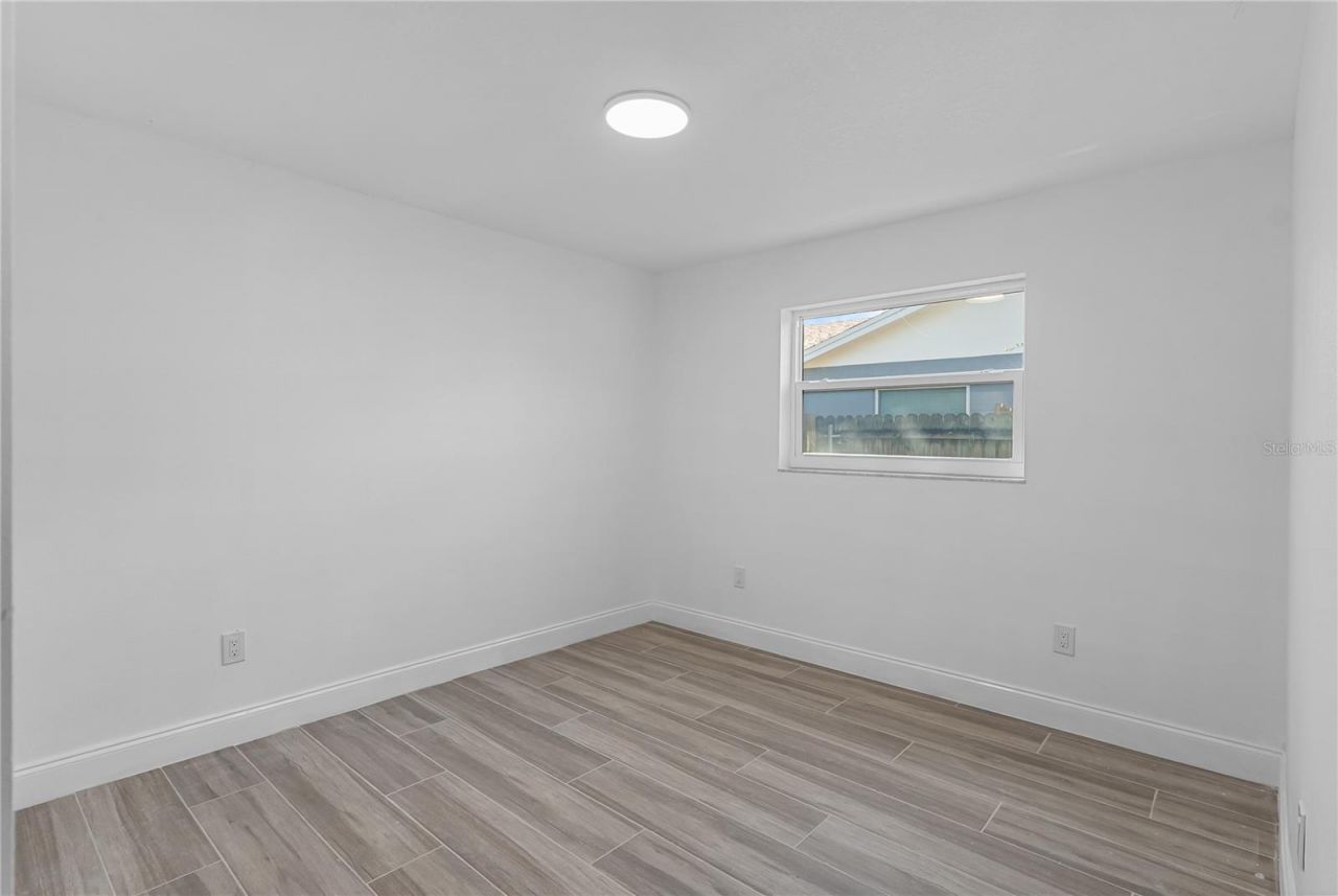 8201 Riverside Drive Ne, Saint Petersburg, FL 33702 Photo