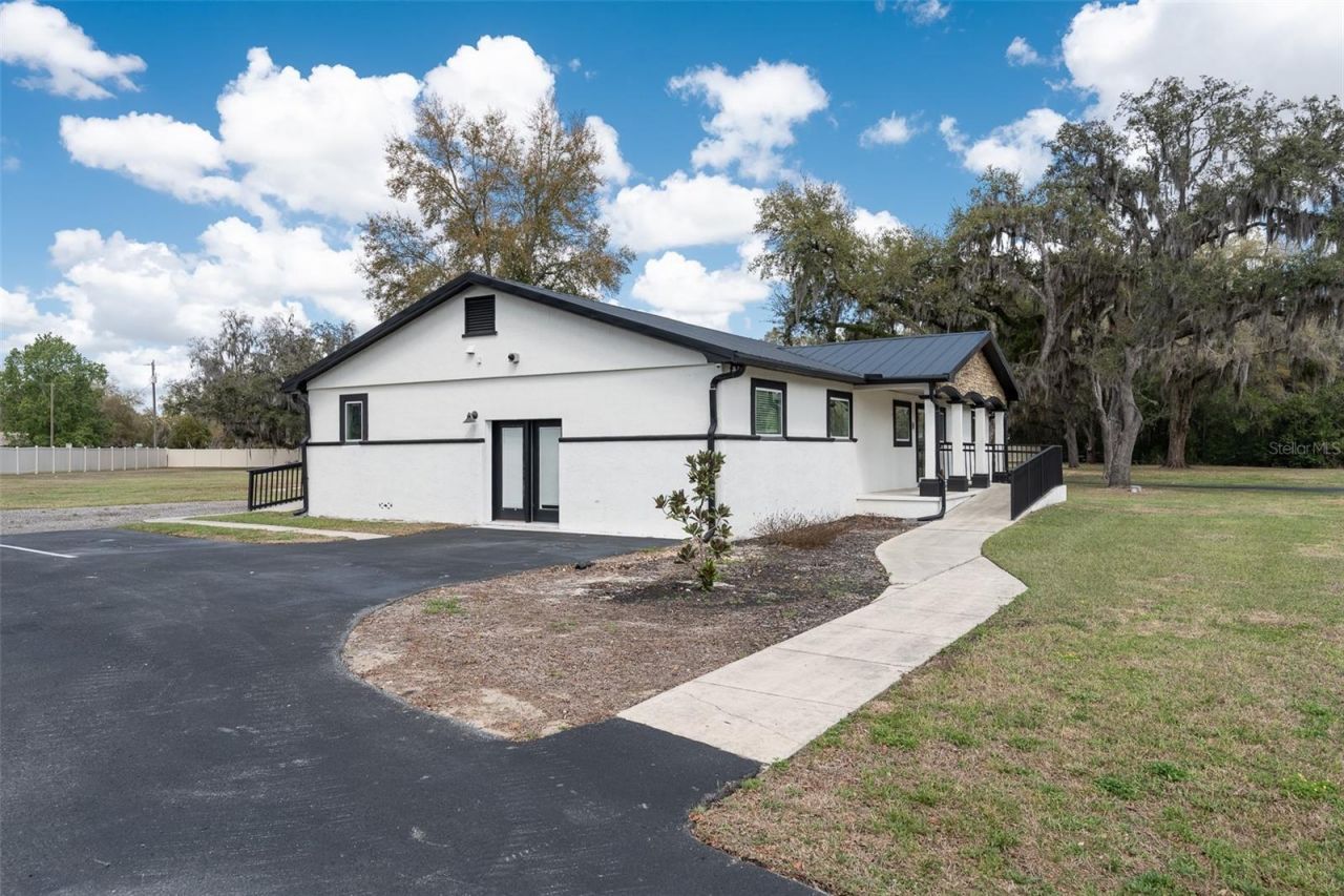 7265 SW Highway 200, Ocala, FL 34476 Photo