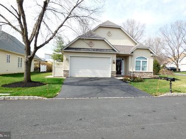 300 WESTMINSTER LANE , SOUDERTON, PA 18964