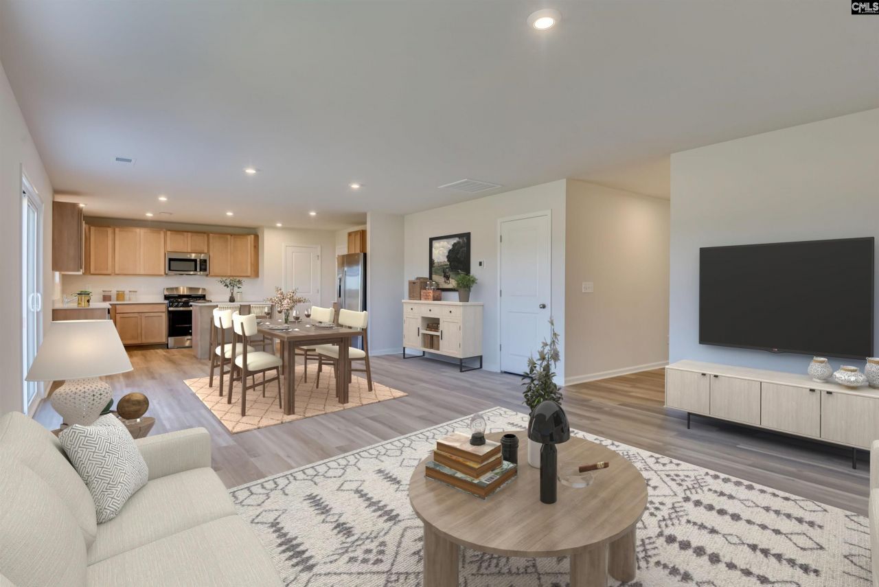 184 Kingfield Drive Photo 6