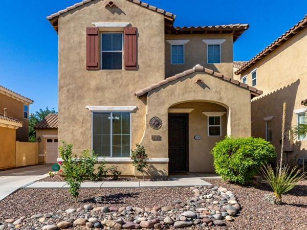 1110 N CROSSCREEK Drive, Chandler, AZ 85225