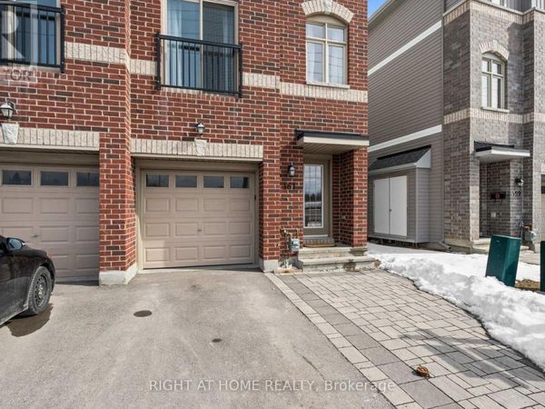 161 CAMDEN Private, Ottawa, ON K2J6J1