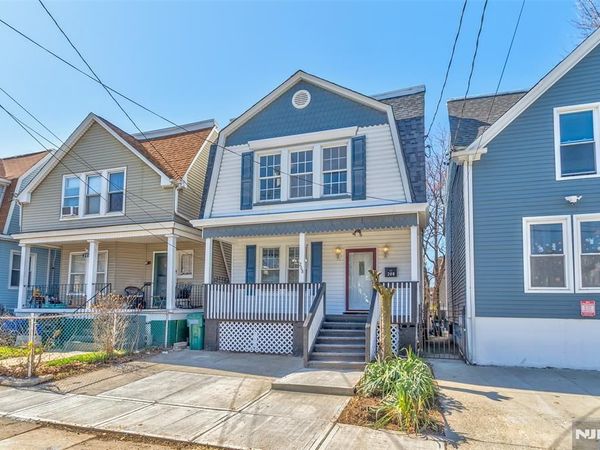 208 11th Street, NEWARK, NJ 07107
