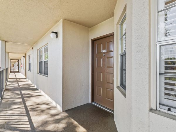 1000 SW 125th Avenue, Unit 211, Pembroke Pines, FL 33027