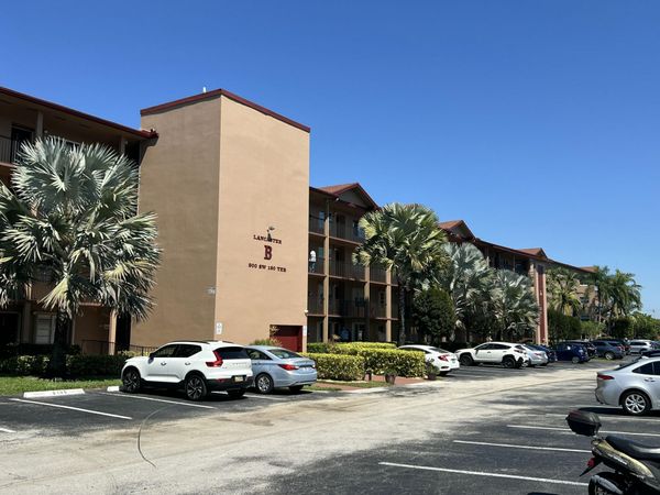 300 SW 130th Terrace, Unit 314b, Pembroke Pines, FL 33027