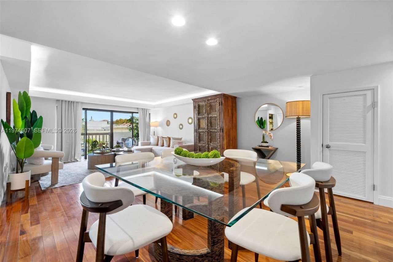 2600 Cardena St, Unit PH4, Coral Gables, FL 33134 Photo