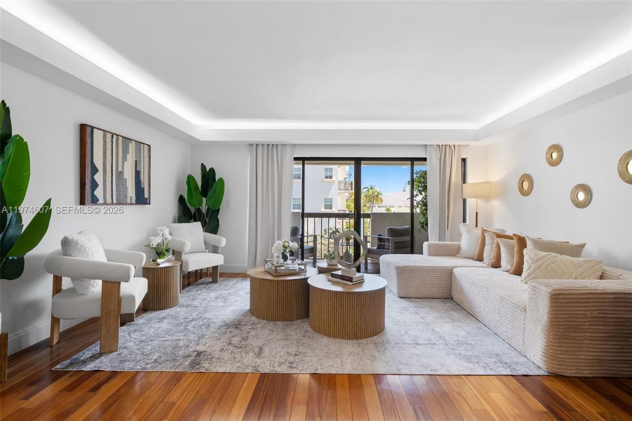 2600 Cardena St, Unit PH4, Coral Gables, FL 33134 Photo