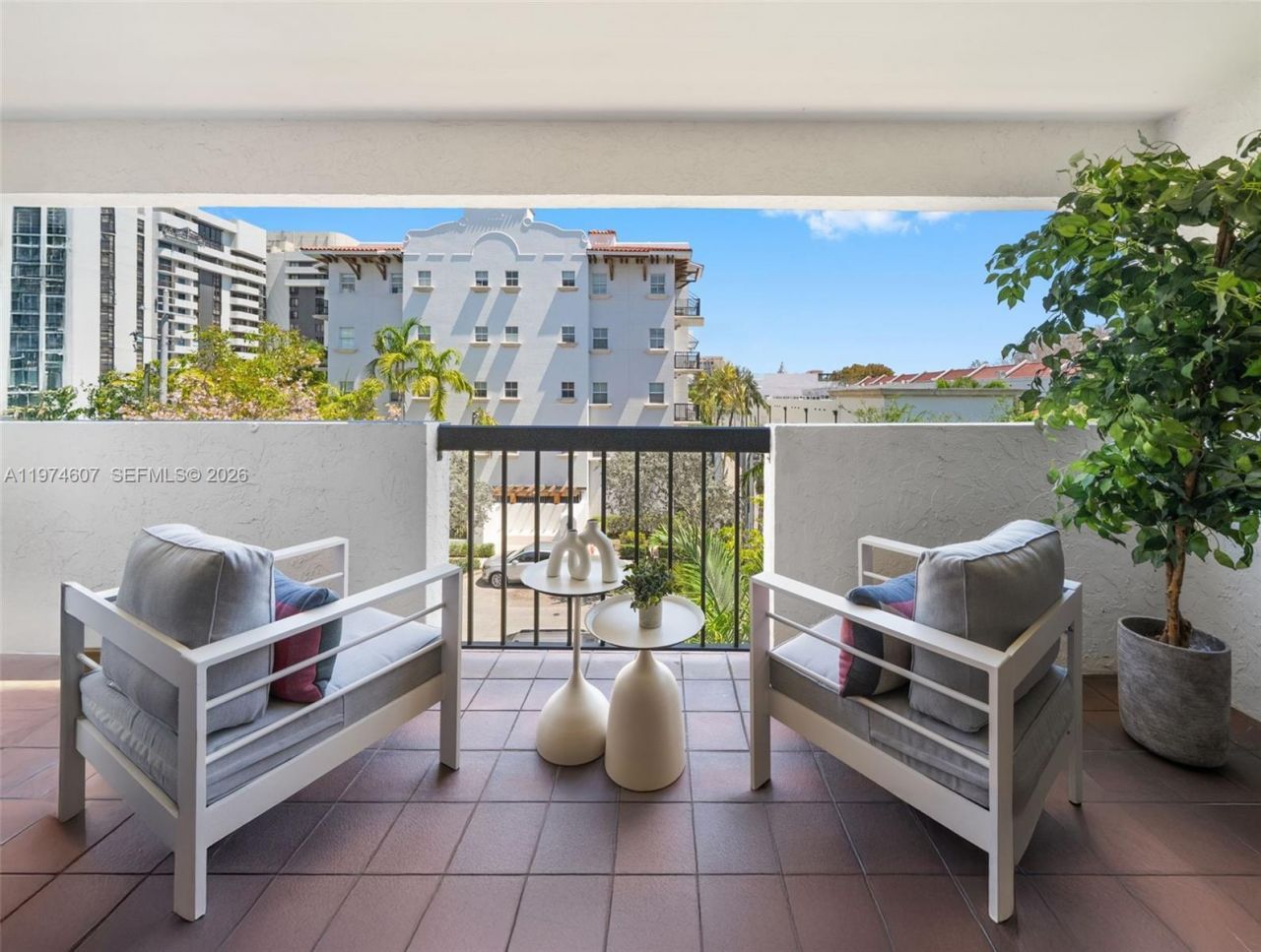 2600 Cardena St, Unit PH4, Coral Gables, FL 33134 Photo