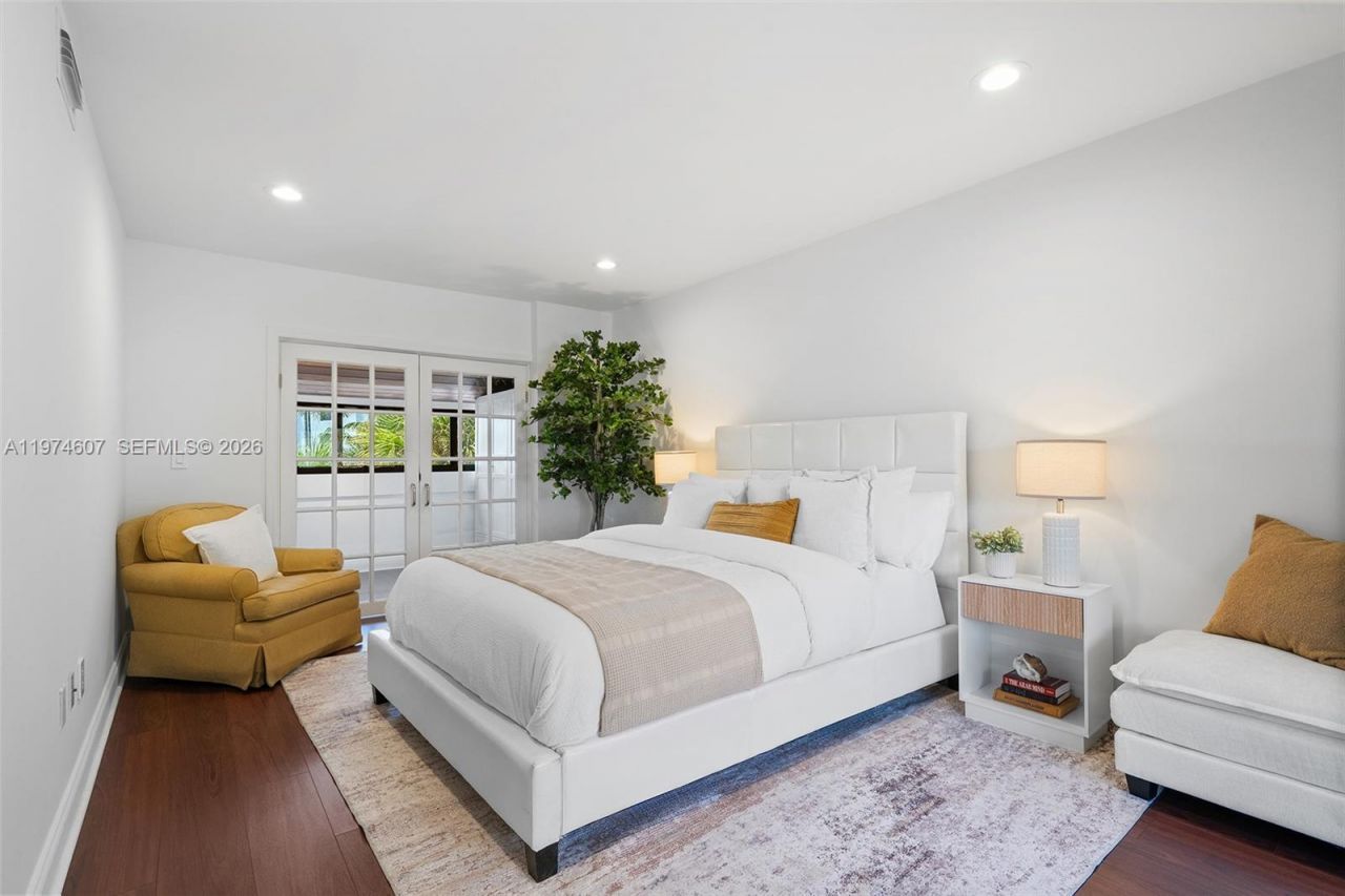 2600 Cardena St, Unit PH4, Coral Gables, FL 33134 Photo