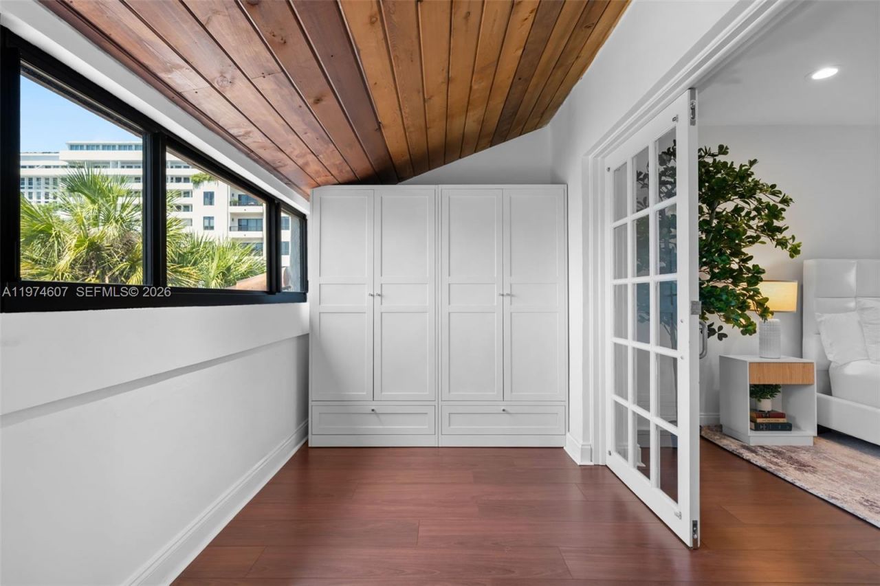 2600 Cardena St, Unit PH4, Coral Gables, FL 33134 Photo