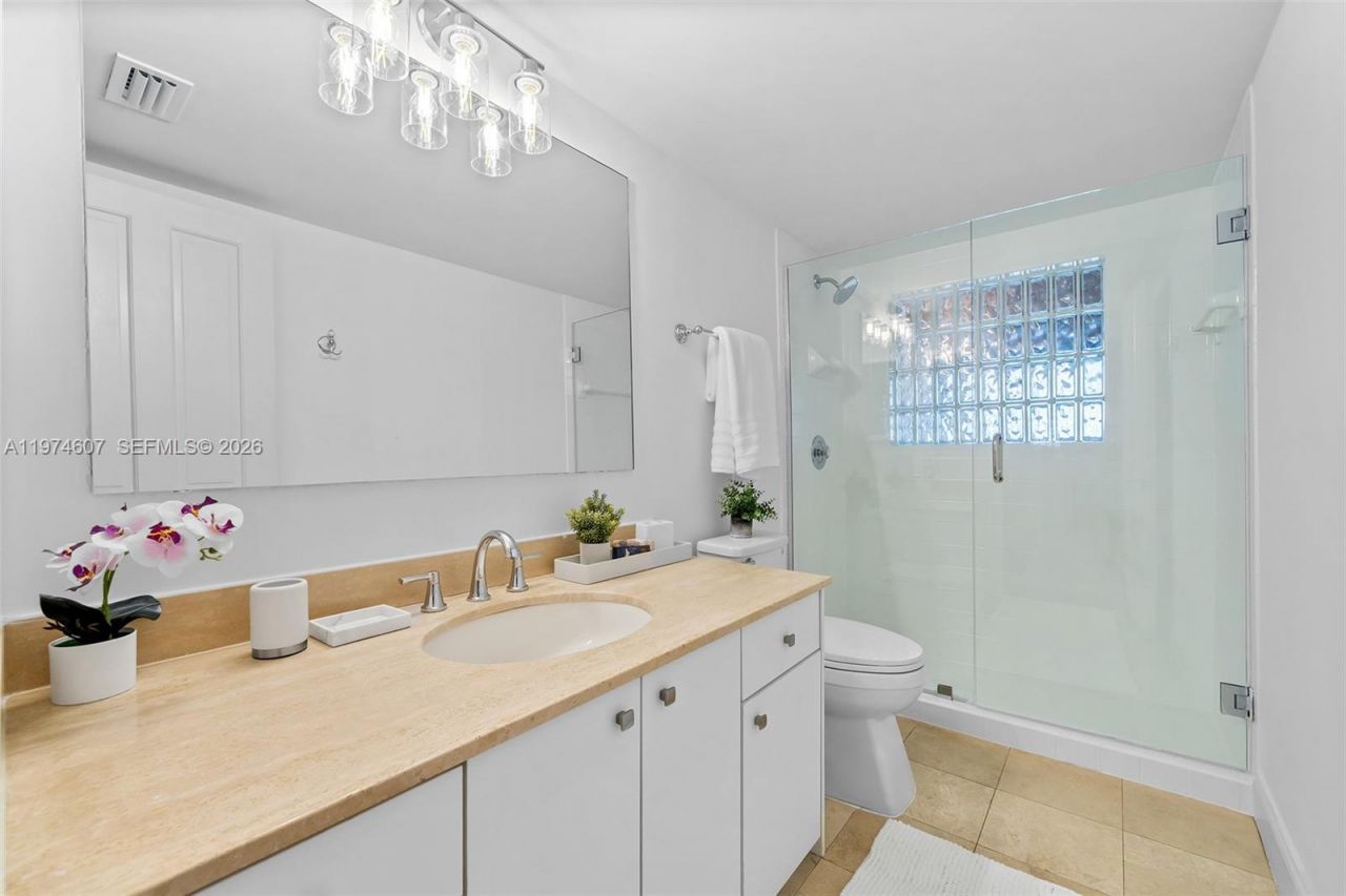 2600 Cardena St, Unit PH4, Coral Gables, FL 33134 Photo