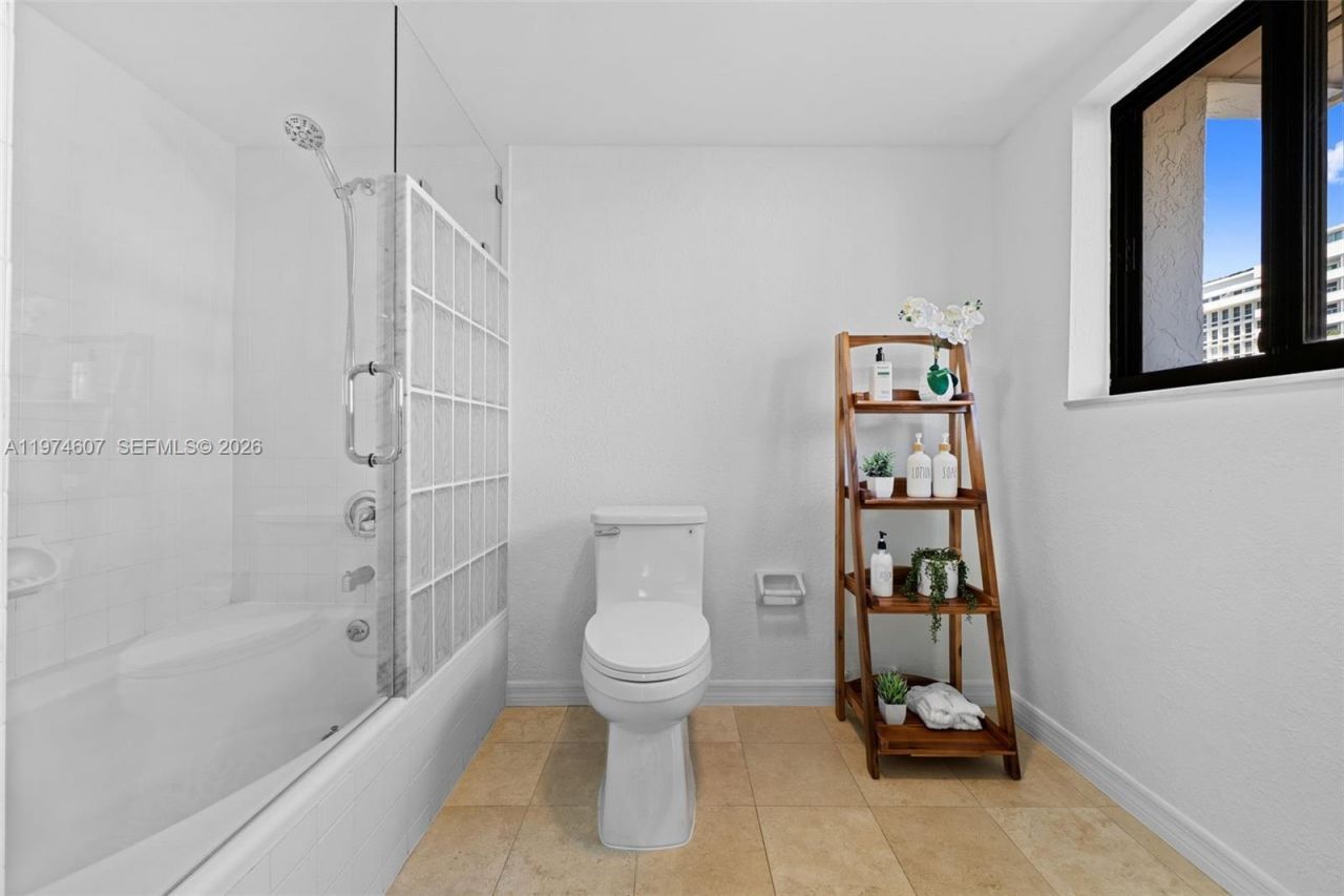 2600 Cardena St, Unit PH4, Coral Gables, FL 33134 Photo