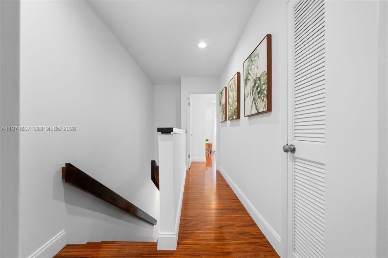 2600 Cardena St, Unit PH4, Coral Gables, FL 33134 Photo