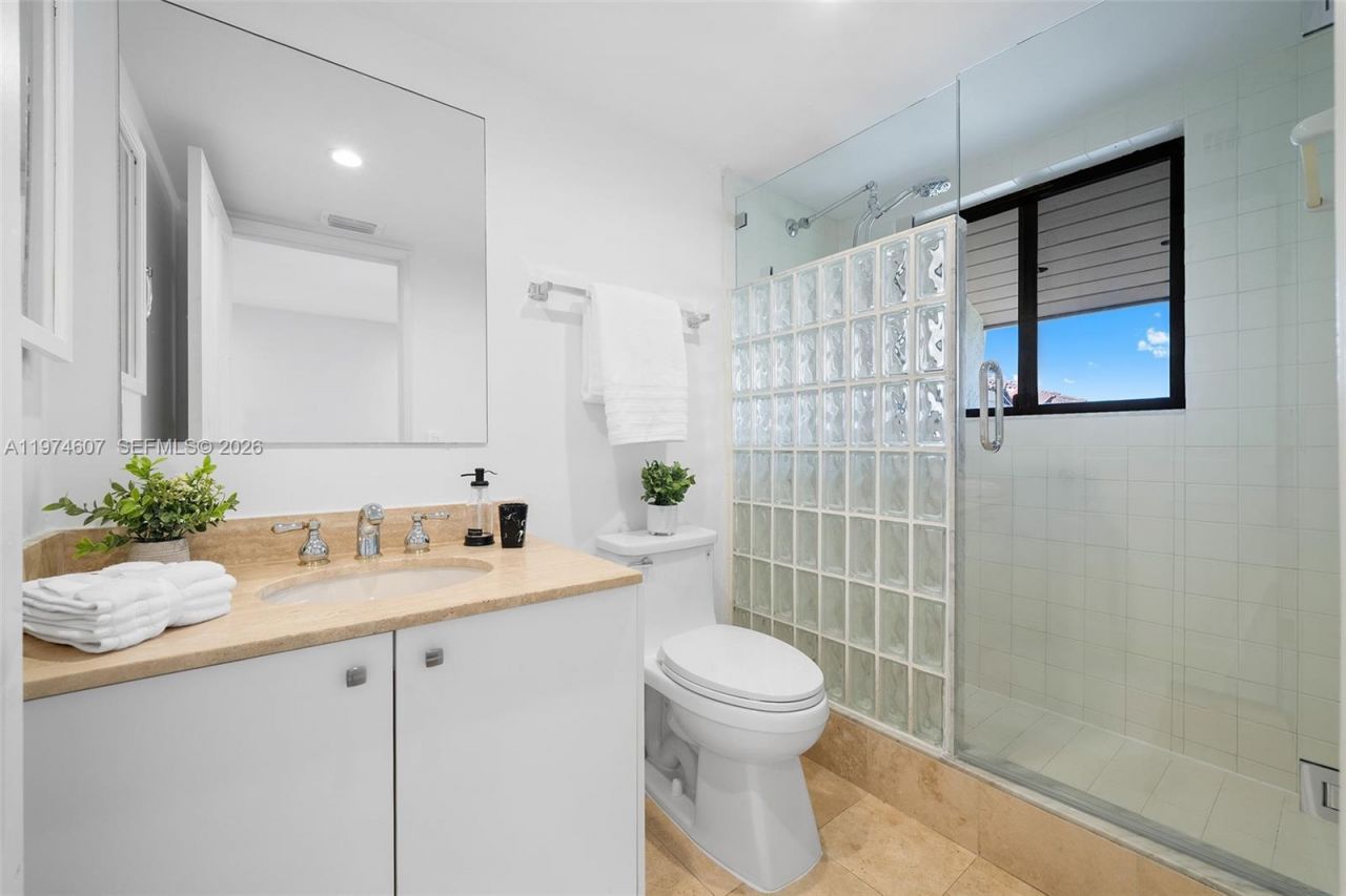 2600 Cardena St, Unit PH4, Coral Gables, FL 33134 Photo