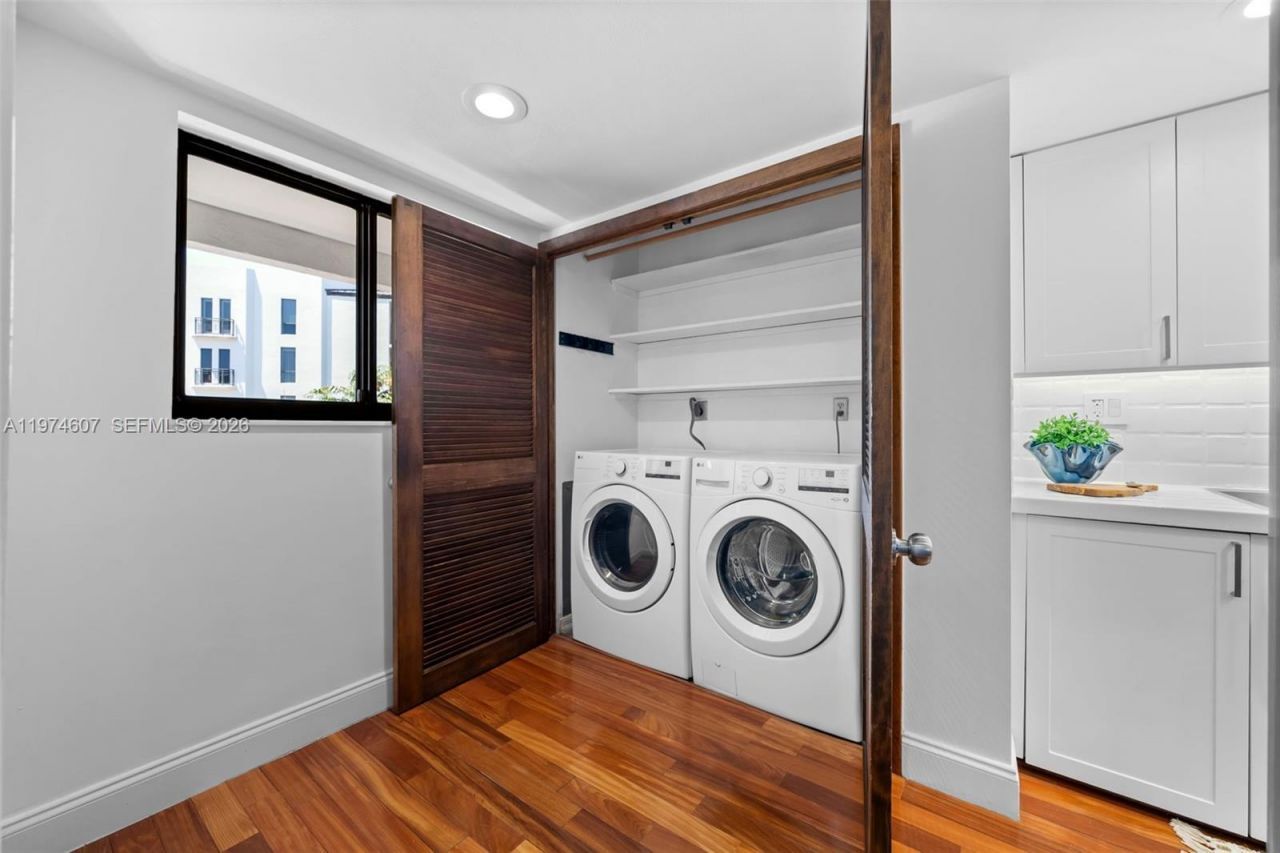 2600 Cardena St, Unit PH4, Coral Gables, FL 33134 Photo