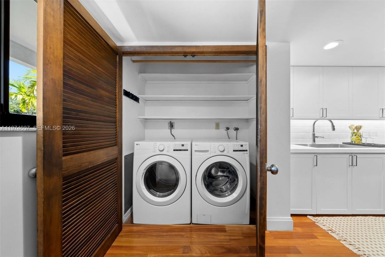 2600 Cardena St, Unit PH4, Coral Gables, FL 33134 Photo