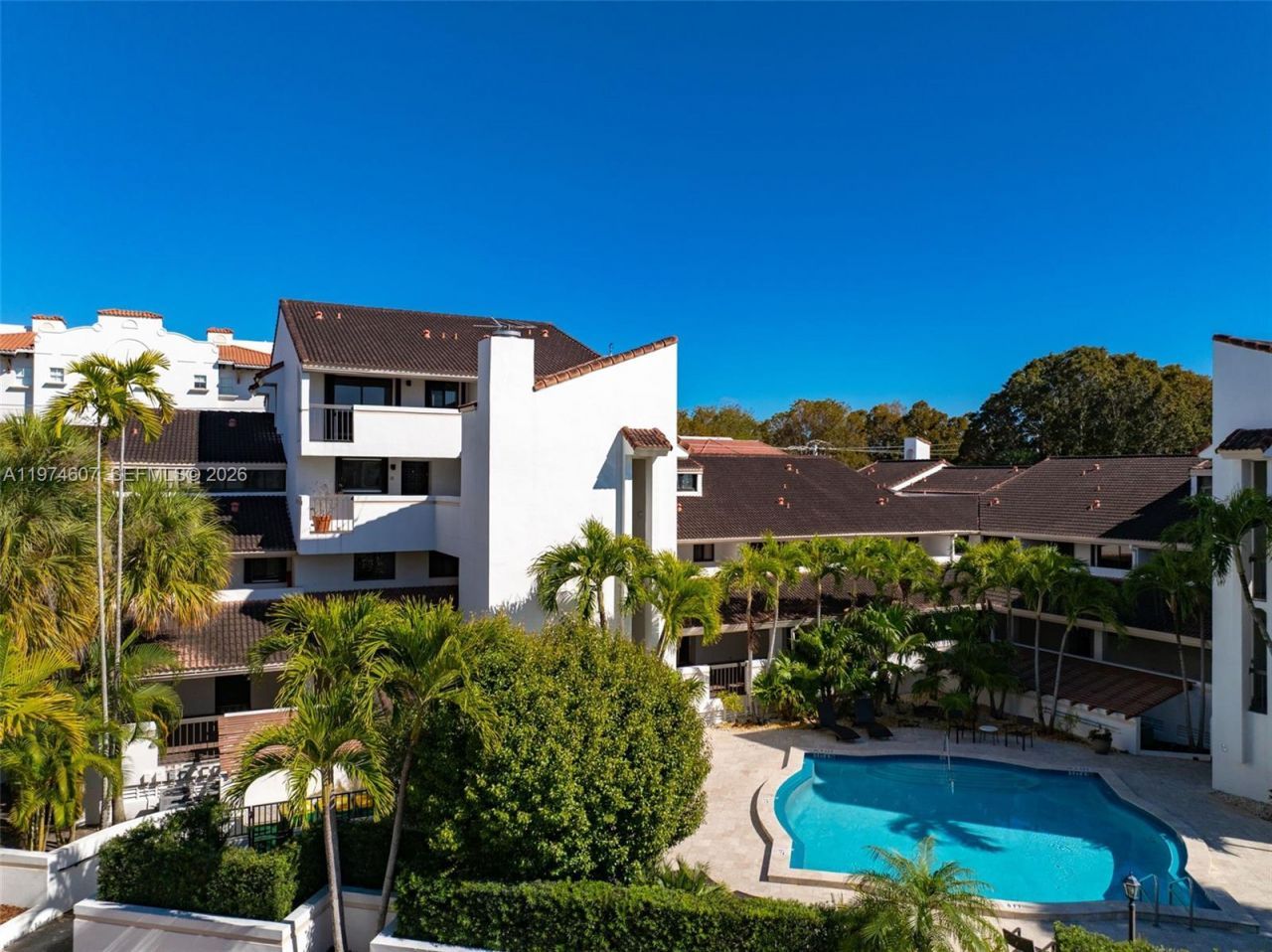 2600 Cardena St, Unit PH4, Coral Gables, FL 33134 Photo