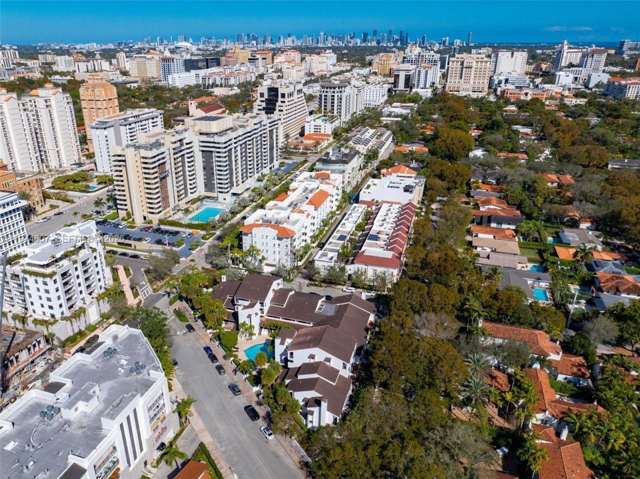 2600 Cardena St, Unit PH4, Coral Gables, FL 33134 Photo