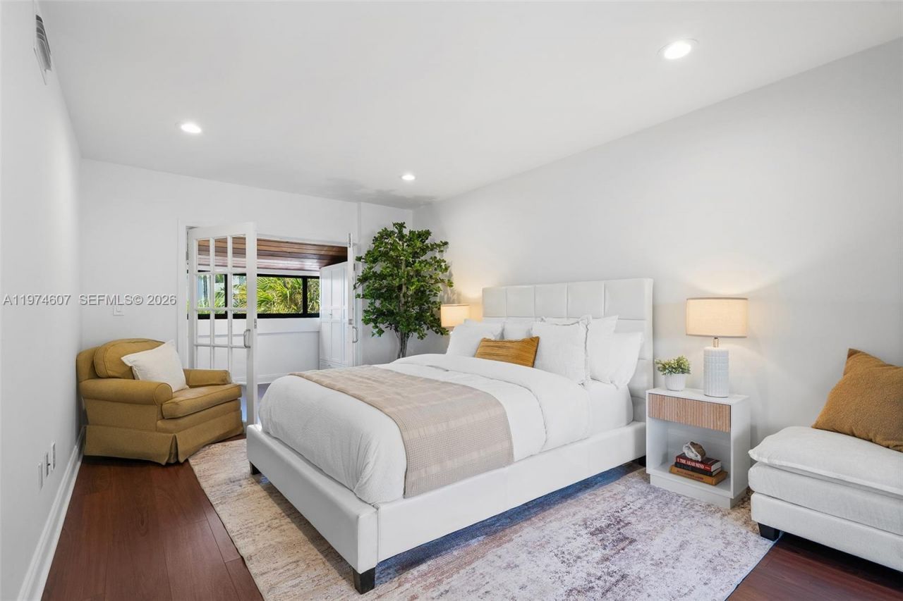 2600 Cardena St, Unit PH4, Coral Gables, FL 33134 Photo