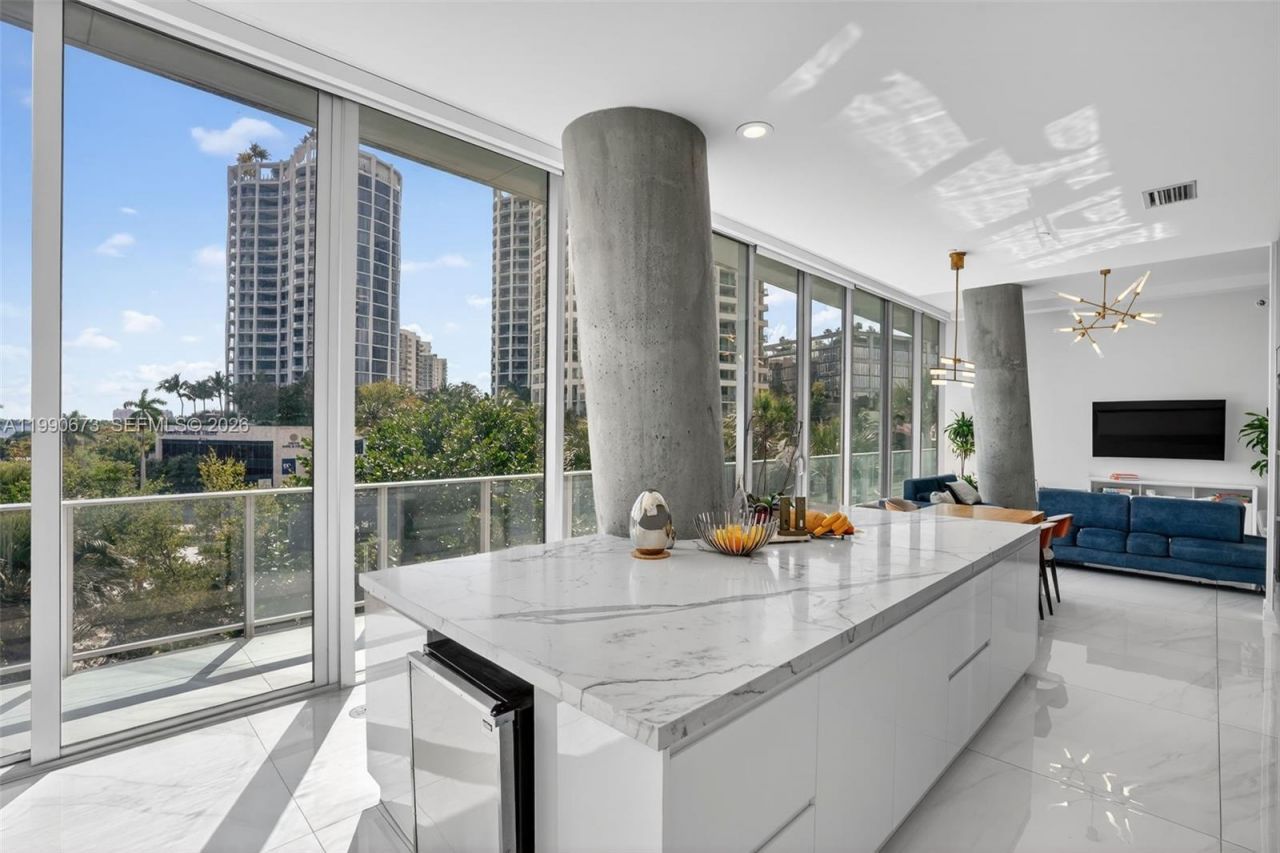 2675 S Bayshore Dr, Unit 402S, Miami, FL 33133 Photo