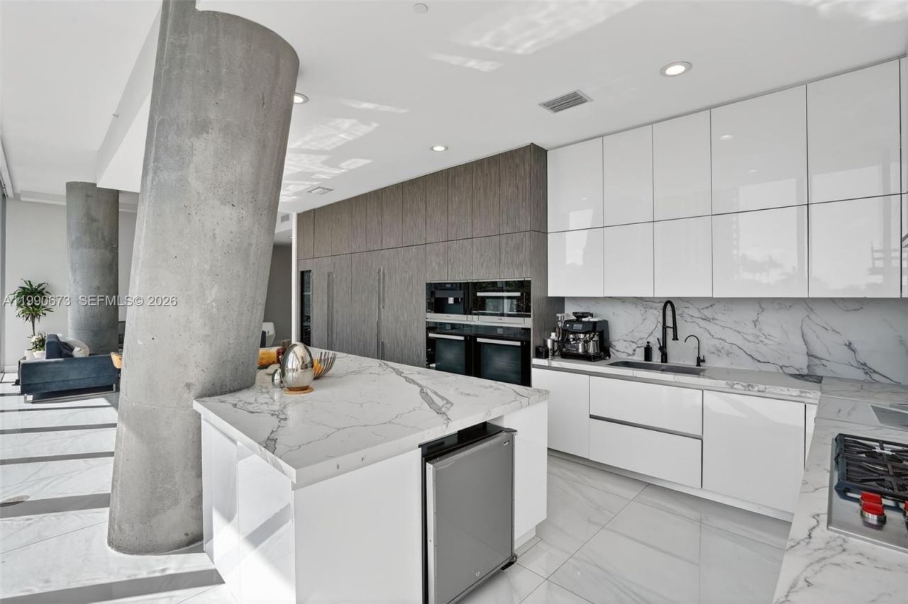 2675 S Bayshore Dr, Unit 402S, Miami, FL 33133 Photo