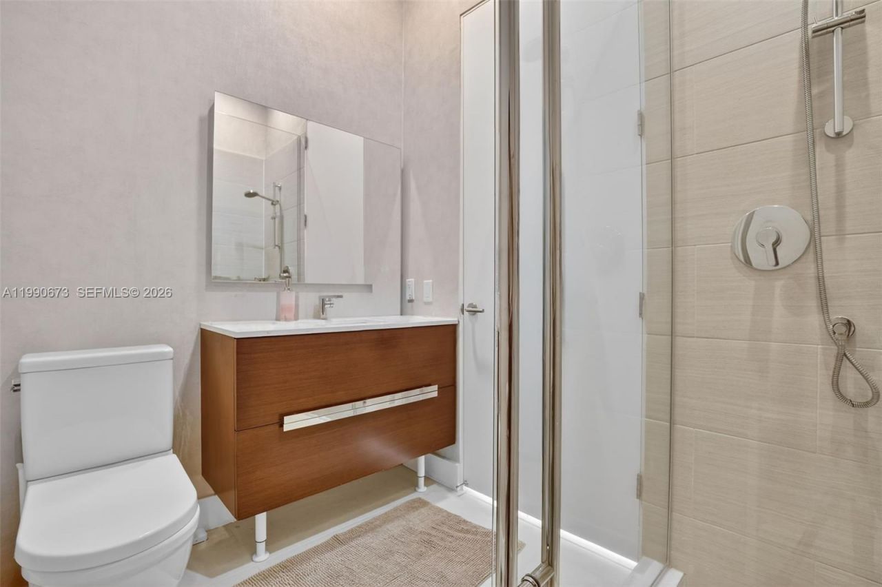 2675 S Bayshore Dr, Unit 402S, Miami, FL 33133 Photo