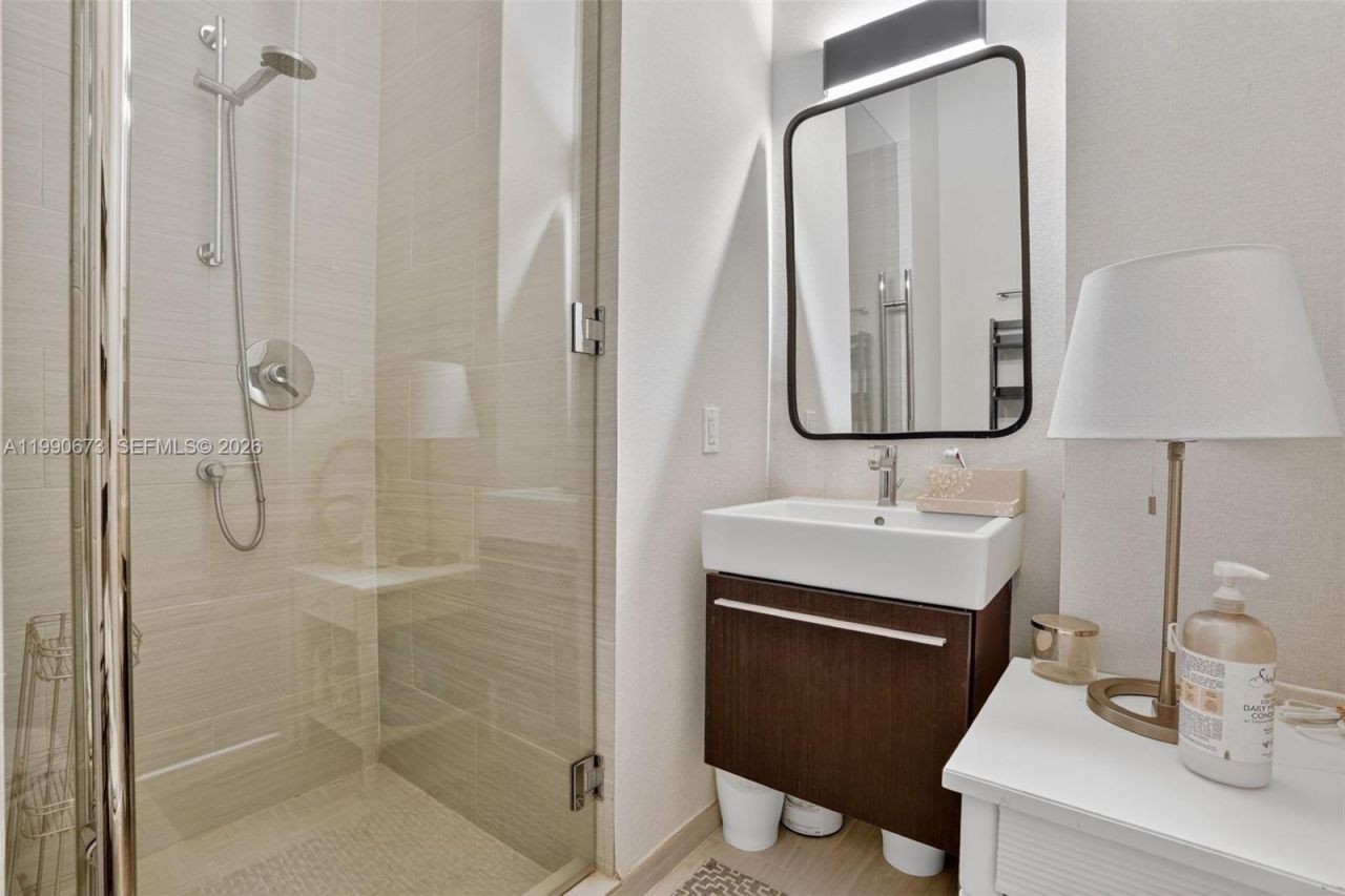 2675 S Bayshore Dr, Unit 402S, Miami, FL 33133 Photo