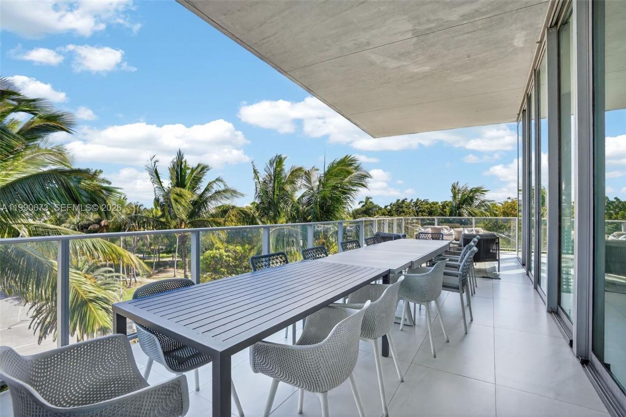 2675 S Bayshore Dr, Unit 402S, Miami, FL 33133 Photo