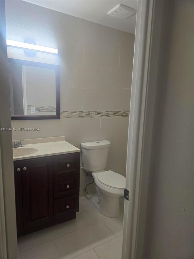 11275 SW 88th St, Unit 203K, Miami, FL 33176 Photo