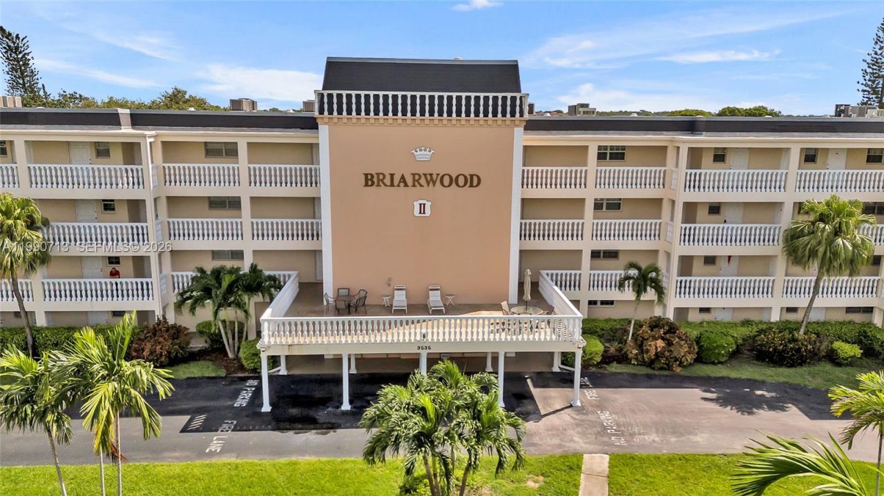 3535 Broken Woods Dr, Unit 302, Coral Springs, FL 33065 Photo