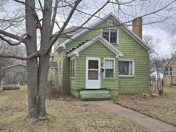 921 WISCONSIN RIVER DRIVE, Port Edwards, WI 54469