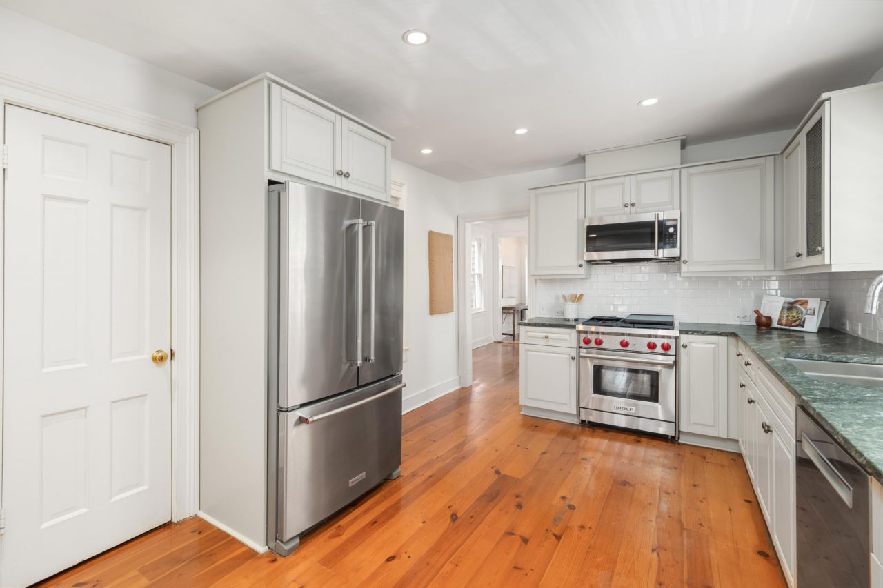 87 Tradd Street Photo 18