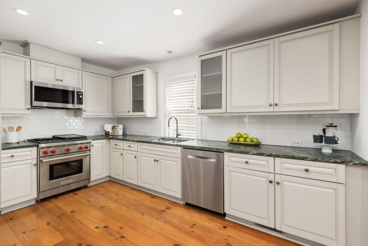 87 Tradd Street Photo 19