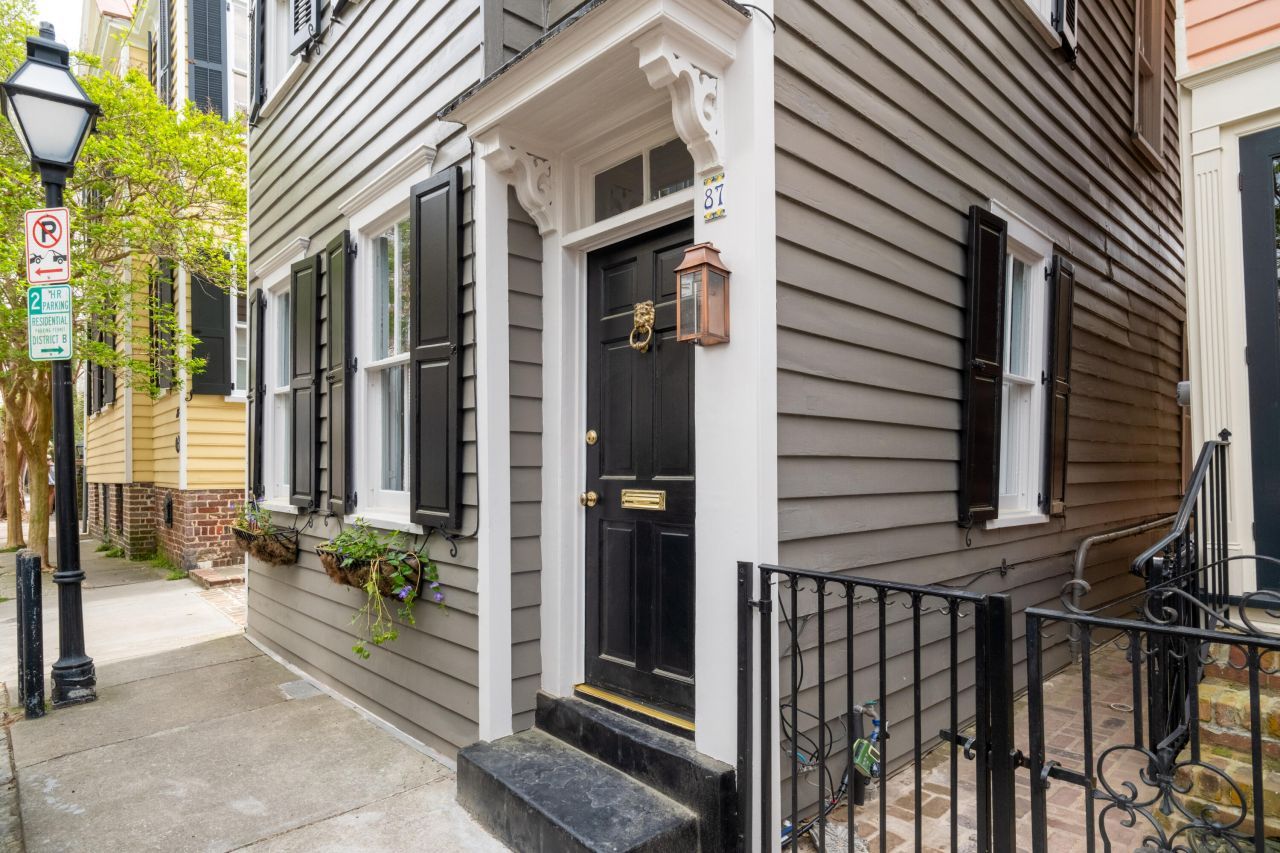 87 Tradd Street Photo 4