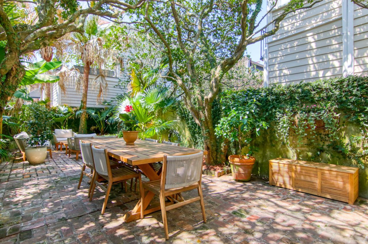 87 Tradd Street Photo 44