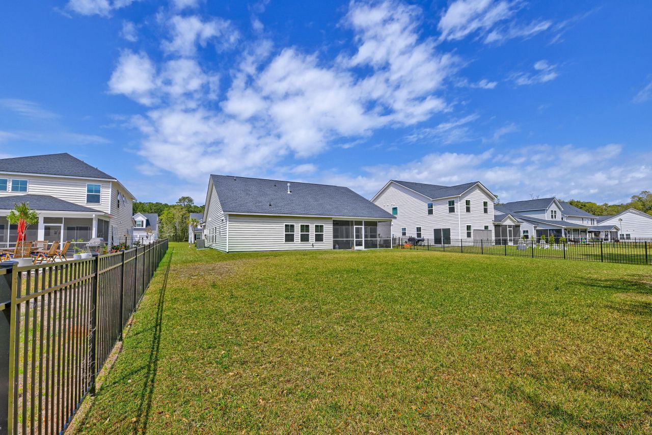 7054 Pumpkinseed Drive Photo 15