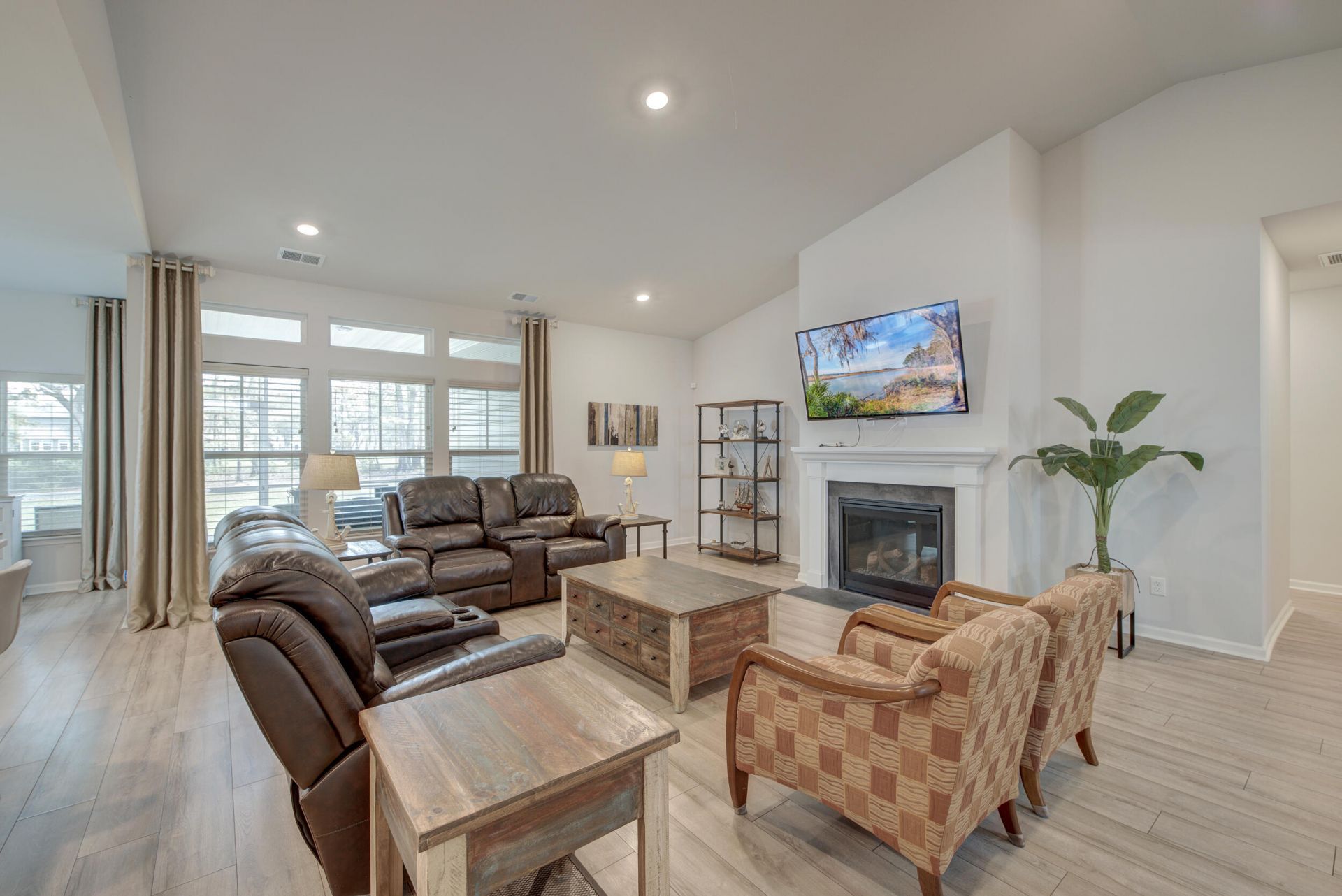 7054 Pumpkinseed Drive Photo 8