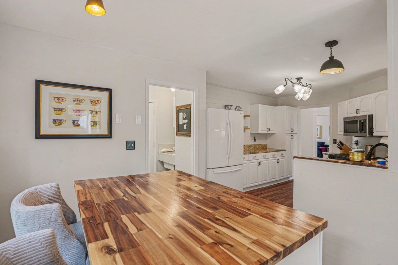 160 Riverbirch Ln. Photo 13