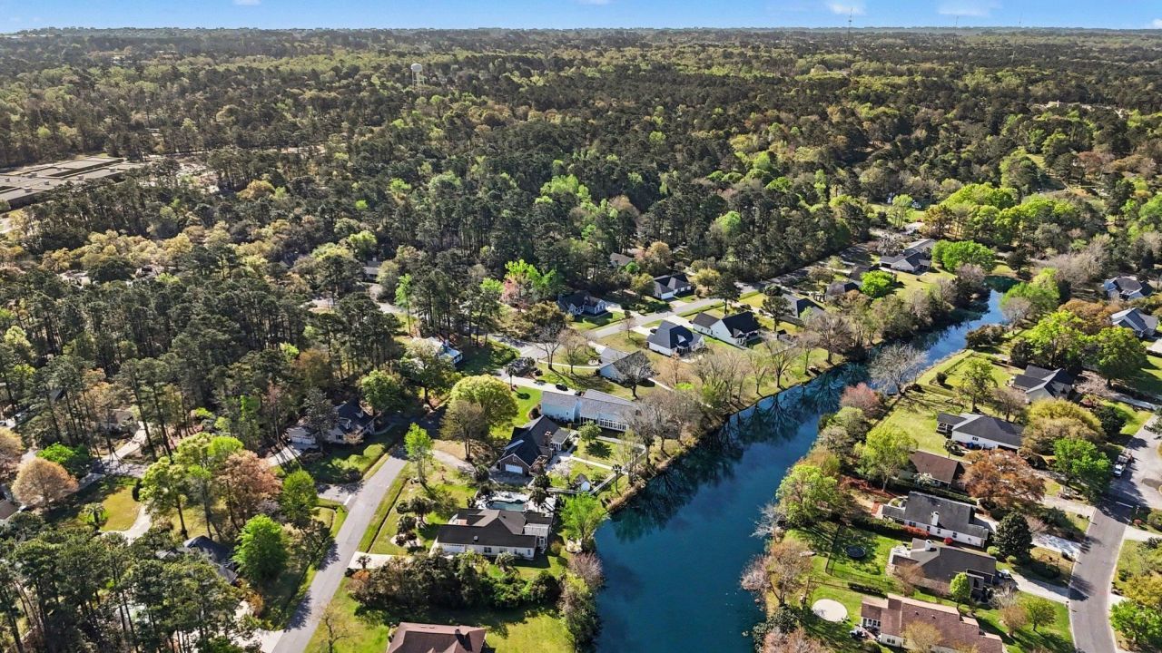 160 Riverbirch Ln. Photo 35