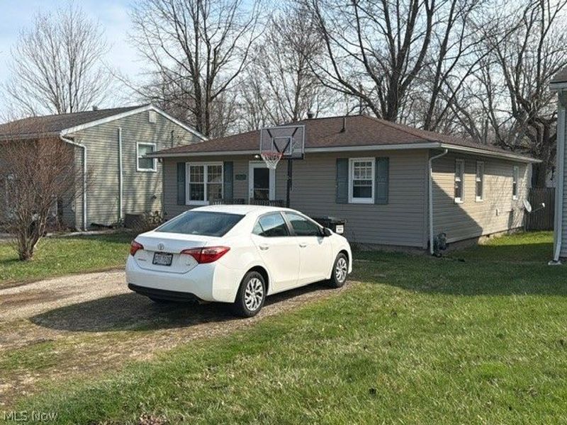 1451 Oldsmar Avenue, Madison, OH 44057 Photo 3