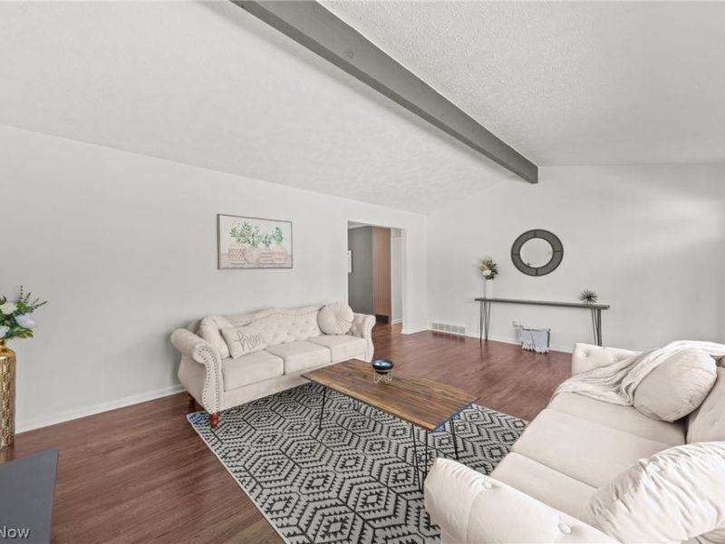 3520 Shellhart Road, Norton, OH 44203 Photo 8