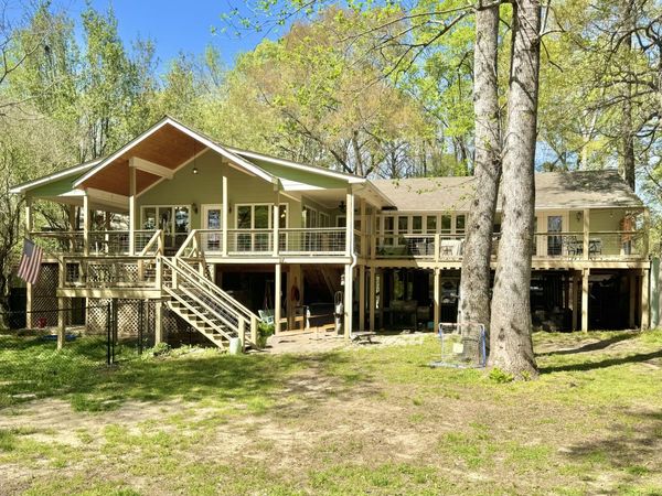 72 Melba, West Point, MS 39773