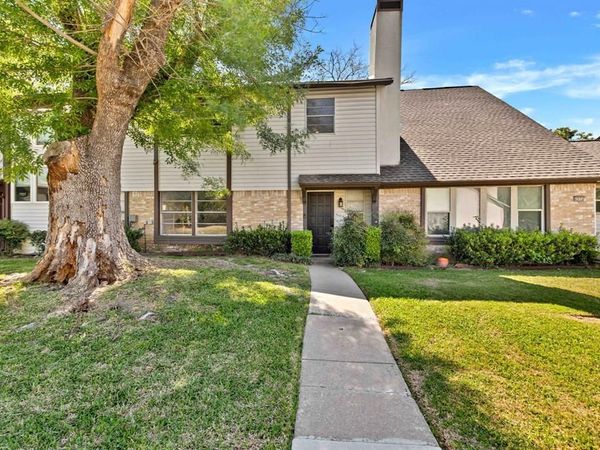 4904 Rollingwood Court, Garland, TX 75043